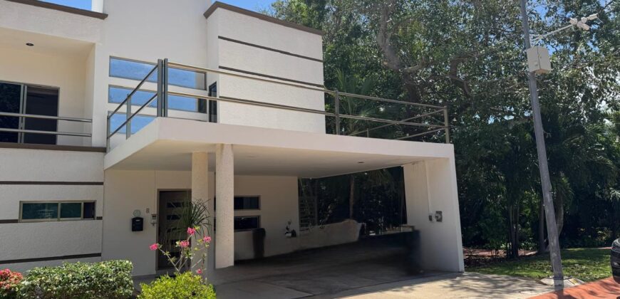 Hermosa casa en Álamos I